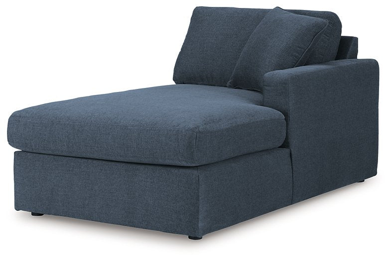 Modmax Sectional with Chaise