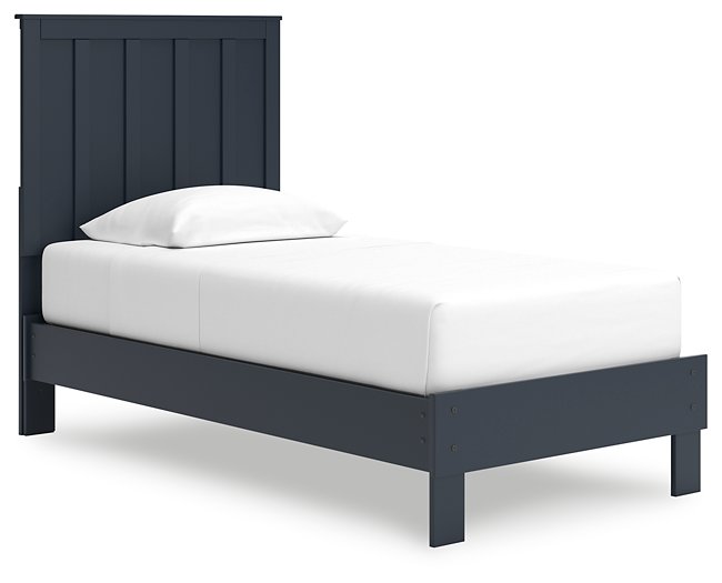 Simmenfort Bed